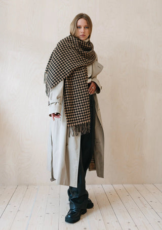 TBCo Lambswool Oversized Scarf in Camel Houndstooth - MMJs Fashion