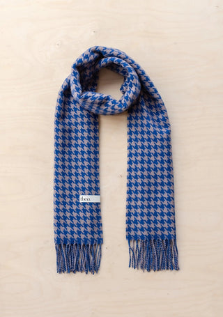 TBCo Lambswool Scarf in Slate Blue and Beige Houndstooth - MMJs Fashion